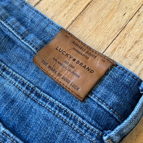 LUCKY Brand Jeans - Picture 3 of 11